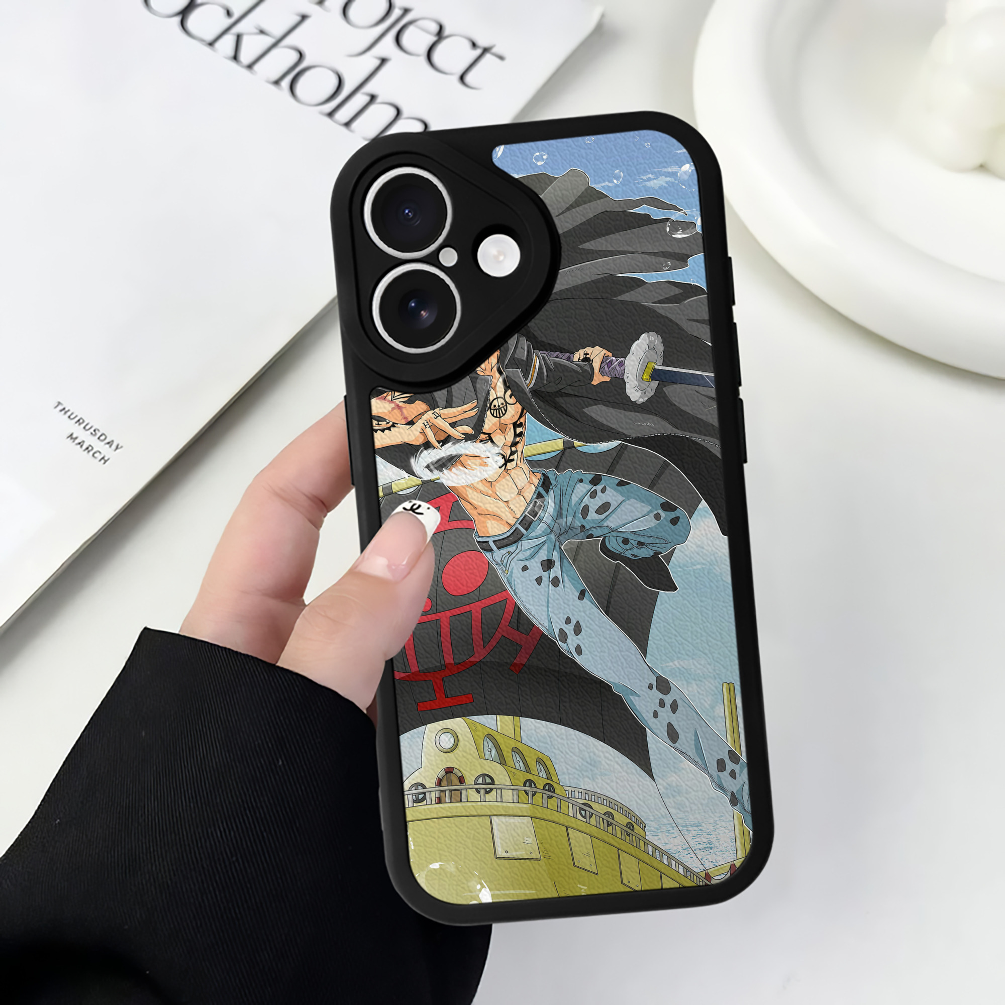 （画像用） ワンピース ONE PIECE 【iPhone 16シリーズ対応】シリコンスマホケース（レザー調） 材質：シリコン